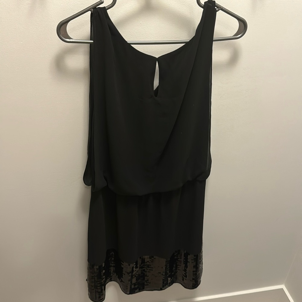 Sequin blouson dress with sequins